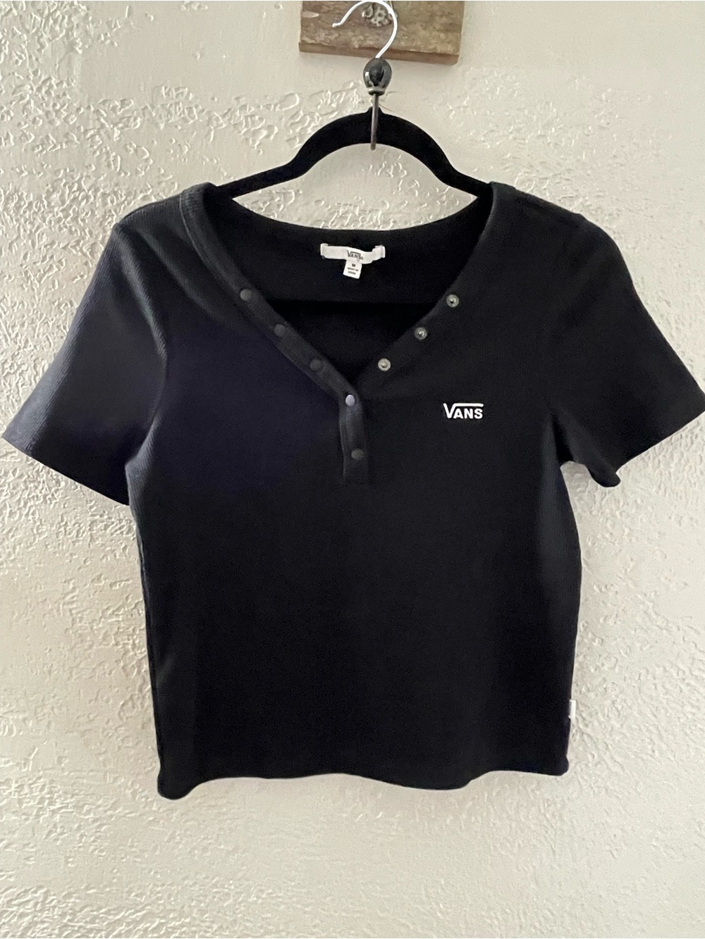 Vans Black Women's Short-Sleeve Snap Henley Tee Medium